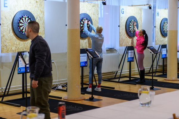 Darts tournament for the mayor&#39;s cup, 1st year